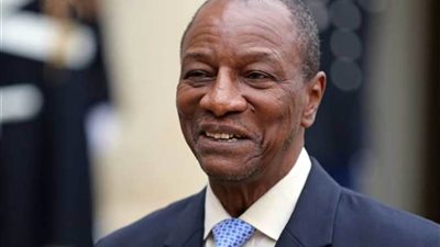 رئيس غينيا يعيد تكليف 