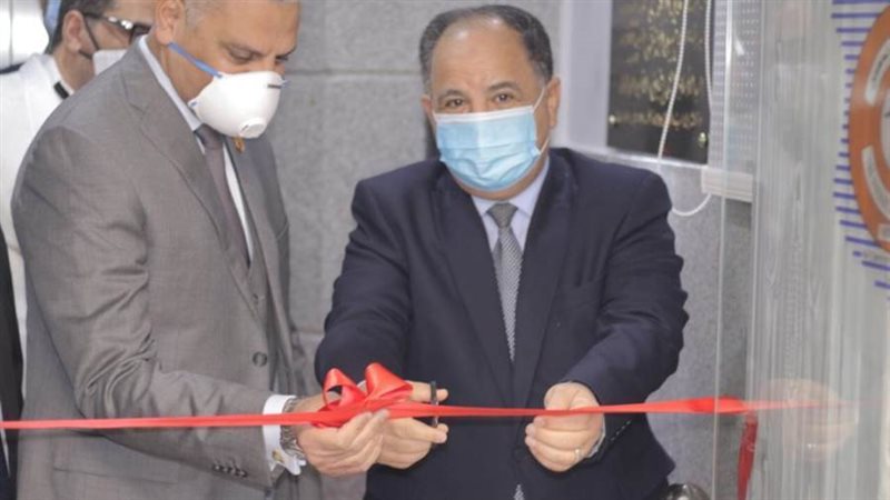 خلال الافتتاح