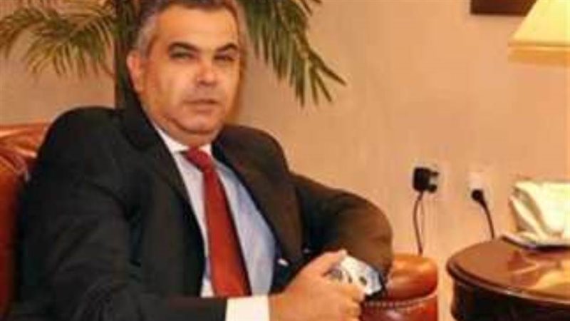 السفير معتز زهران