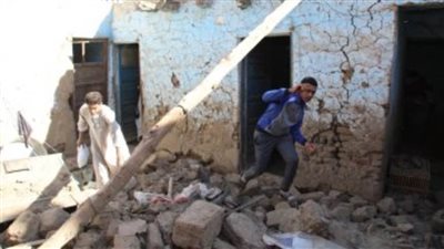 انهيار عقار مكون من طابقين دون خسائر بشرية بالمنيا 