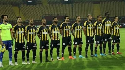 المقاولون العرب يتقدم على الدراويش في الشوط الأول