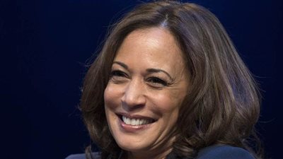 هاريس تستقيل من عضوية الشيوخ قبيل تنصيب بايدن