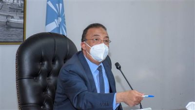 بعد تعافيه من كورونا.. الشريف يترأس المجلس التنفيذي لمحافظة الإسكندرية 