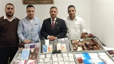 جمارك مطار برج العرب تحبط محاولة تهريب شيش إلكترونية