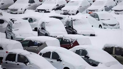 مصرع أكثر من 60 شخصا خلال محاولات تنظيف بيوتهم من الثلوج باليابان