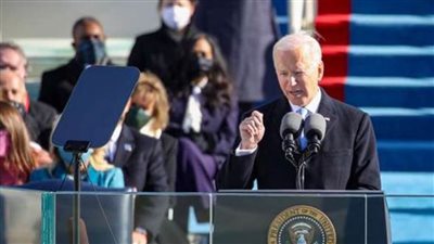 رئيس وزراء اليابان يهنئ بايدن على تنصيبه رئيسا للولايات المتحدة