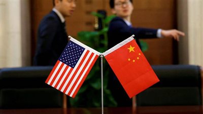 الصين تفرض عقوبات على بومبيو و28 أمريكيا
