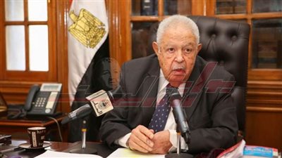 نقيب المحامين يصدر قرارًا بشأن 