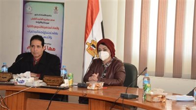 نائب رئيس جامعة أسيوط تترأس اجتماع لجنة المختبرات والأجهزة العلمية