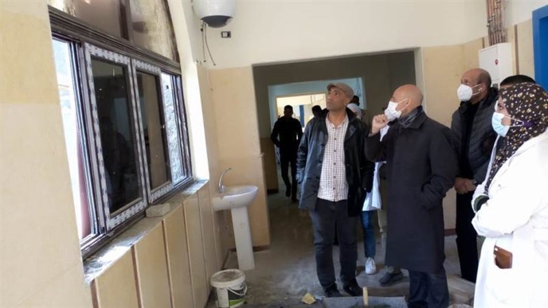 وكيل الصحة يتابع