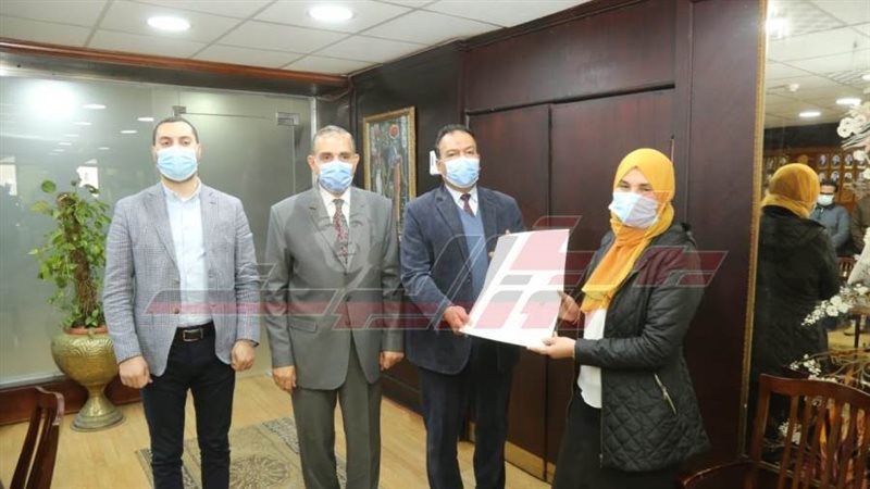 تكريمهم أعضاء هيئة