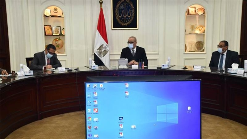 اجتماع وزير الإسكان