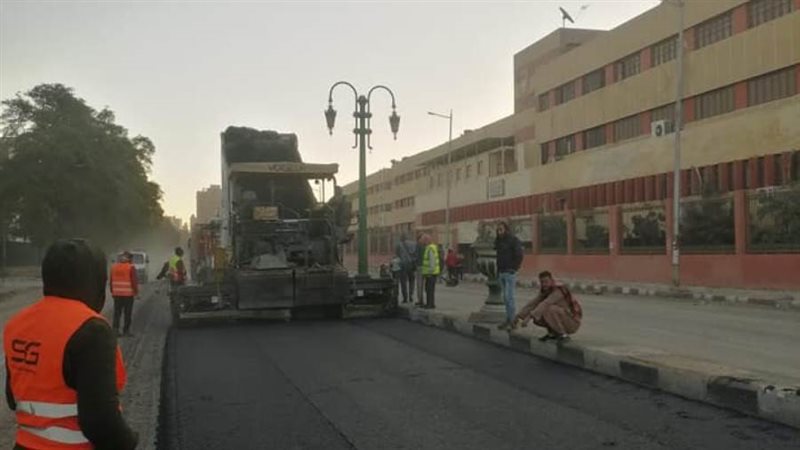 رصف شارع الجامعة