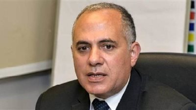 وزير الري أمام 