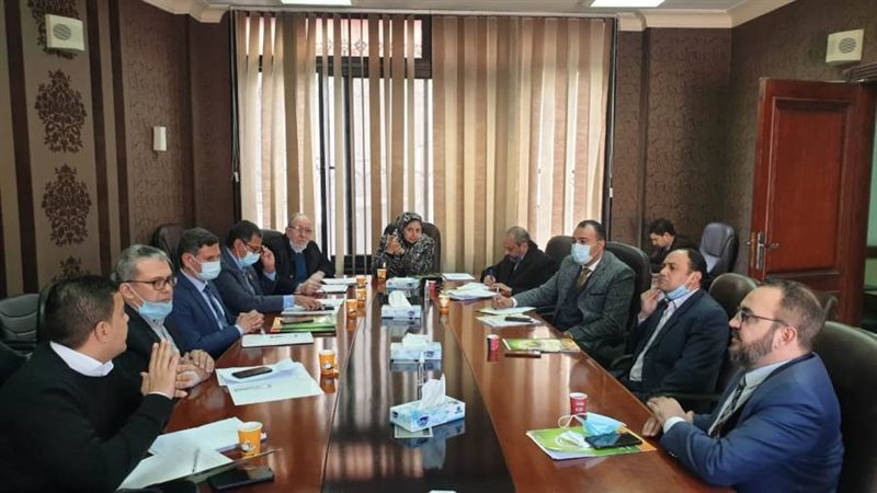 اجتماع الصيادلة مع