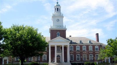 جونز هوبكنز: إصابات كورونا في الولايات المتحدة تتخطى حاجز الـ 25 مليونا