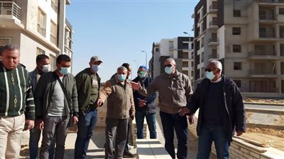 الإسكان: تعديلات في تصميمات الطرق بالقاهرة الجديدة