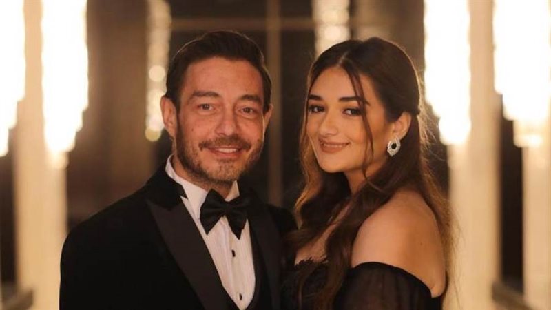 ملك أحمد زاهر مع