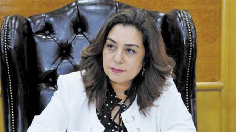 الدكتورة منال عوض