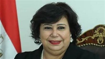 وزيرة الثقافة: أولوياتنا بناء الإنسان المصري ومكافحة التطرف الفكري