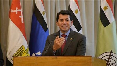 وزير الشباب يشهد حفل تخرج دورة الاستراتيجية والأمن القومي رقم (68)