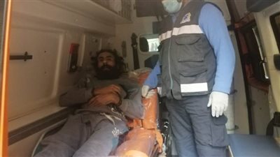 نقل الشاب الذي قيدته والدته بالجنازير لمستشفى دميرة النفسي