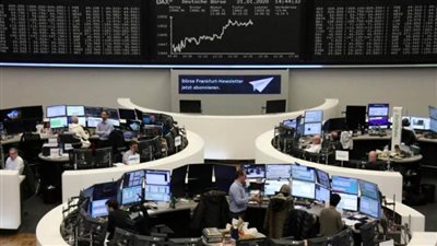 الأسهم البريطانية تغلق على انخفاض