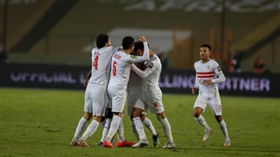 الزمالك يضرب المقاصة بثنائية في الشوط الأول