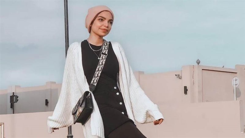 مدونة الموضة دنيا