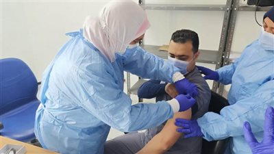 وزيرة الصحة: 1315 من الأطقم الطبية تلقوا الجرعة الأولى من لقاح كورونا