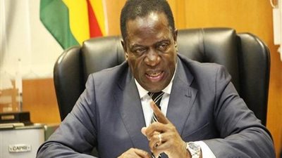 وزير المالية الزيمبابوي: نتفاوض مع ثلاث دول لشراء 20 مليون جرعة من لقاحات كورونا