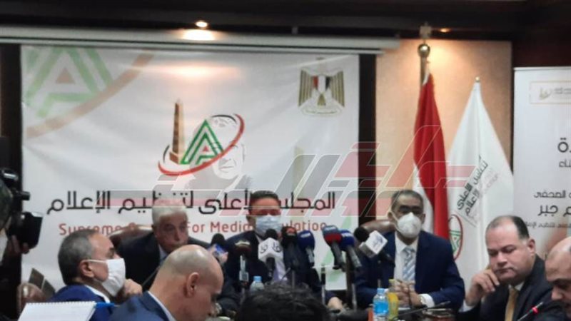 خلال الندوة