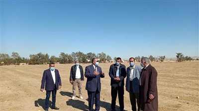 السكرتير المساعد بأسيوط يتفقد مشروع الثروة الحيوانية ويترأس حملة للنظافة والتجميل بالفتح