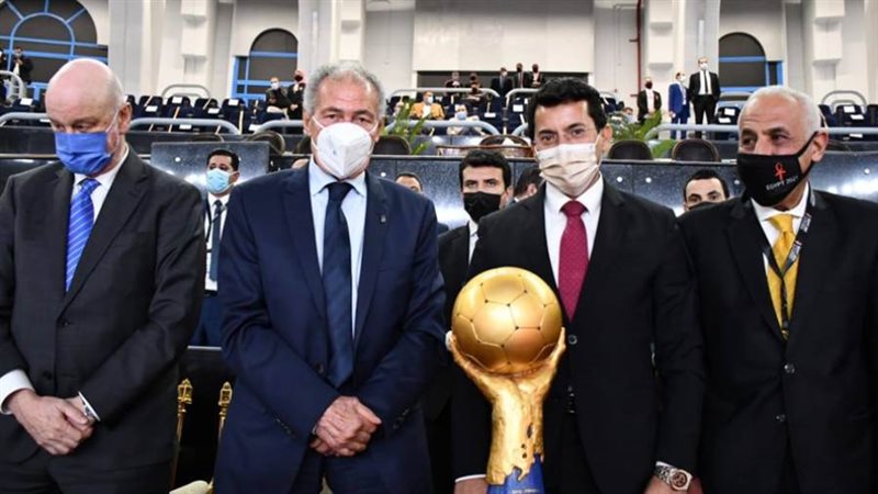 العالم لليد