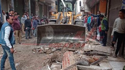 محافظ القليوبية يستجيب لشكاوى أهالي شبرا الخيمة بحملة لإزالة الإشغالات