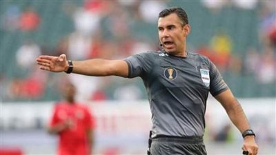 من هو ماريو إسكوبار حكم مباراة الأهلي والدحيل بمونديال الأندية؟