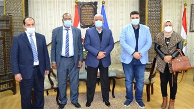 محافظ السويس يستقبل وفد الهيئة القومية للاستشعارعن بعد وعلوم الفضاء