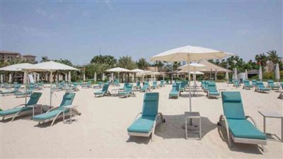 نادي دبي للسيدات يعيد افتتاح شاطئه