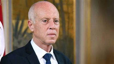 الرئيس التونسي يؤكد شجاعة واستبسال شهداء أبناء المؤسسة العسكرية