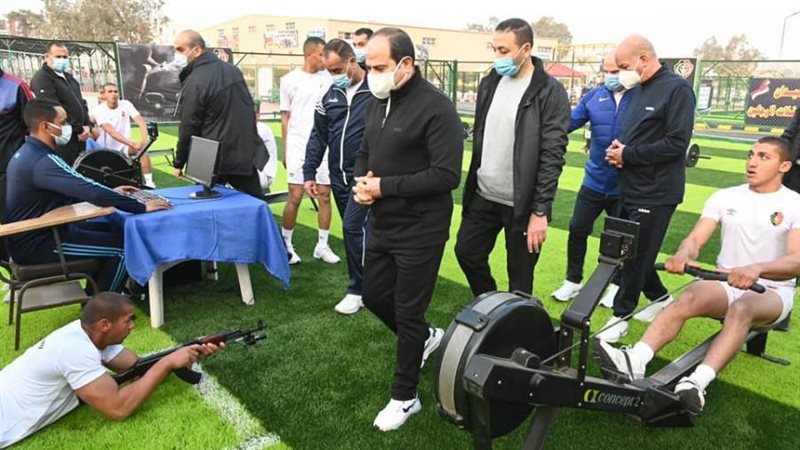الرئيس السيسي يتفقد
