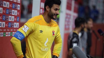 من الحامول للعالمية.. محمد الشناوي العملاق الأهلاوي في مواجهة «نوير»