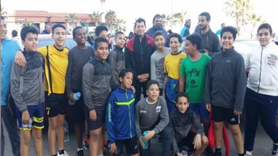 وزير الشباب والرياضة يتفقد مشروع منشطي الأحياء السكنية بالإسكندرية