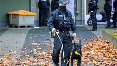 الشرطة الألمانية تعتقل شخصين عثرت بحوزتهما على متفجرات