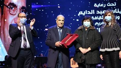 وزيرة الثقافة: سلسلة احتفالات لتكريم أيقونات الإبداع فى كافة المجالات