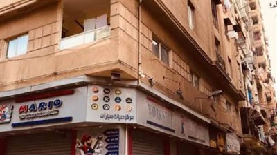 بعد حدوث تصدعات.. إخلاء عقار من سكانه بالمنيا