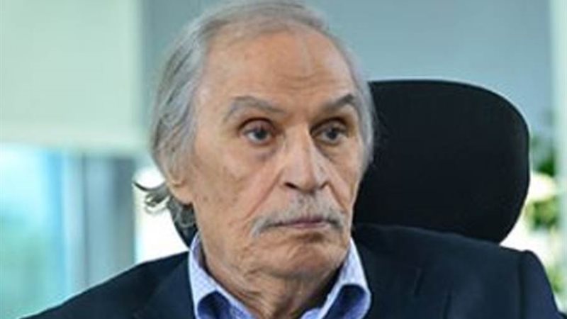 الفنان عزت العلايلى