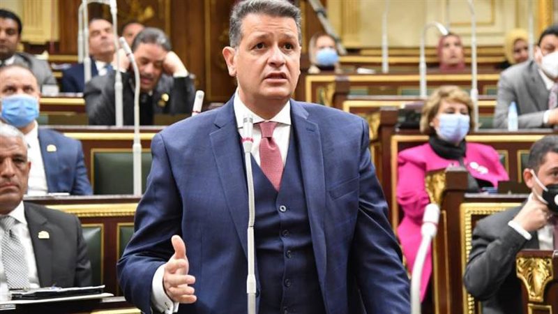 طارق رضوان رييس لجنة