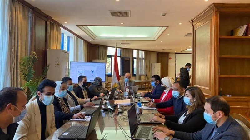 عقد امتحانات لمزاولة