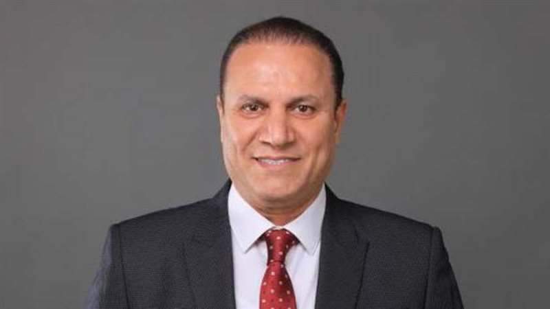 النائب زكى عباس