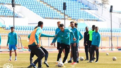 الإسماعيلي يواصل مرانه استعدادا للاتحاد السكندري 